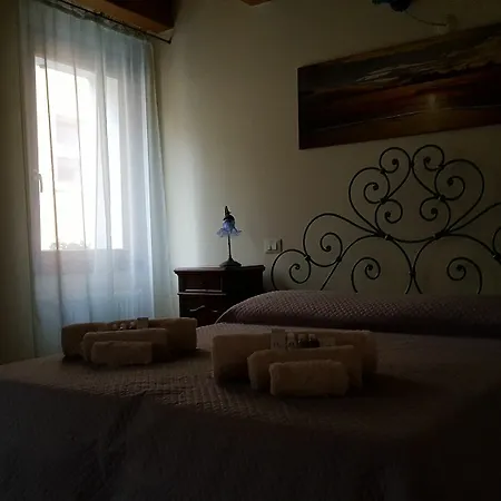 Verona4rent Deborah Daire Verona